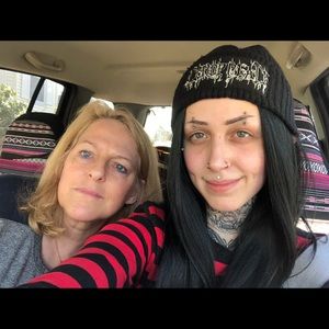 Meet your Posher, Kelly